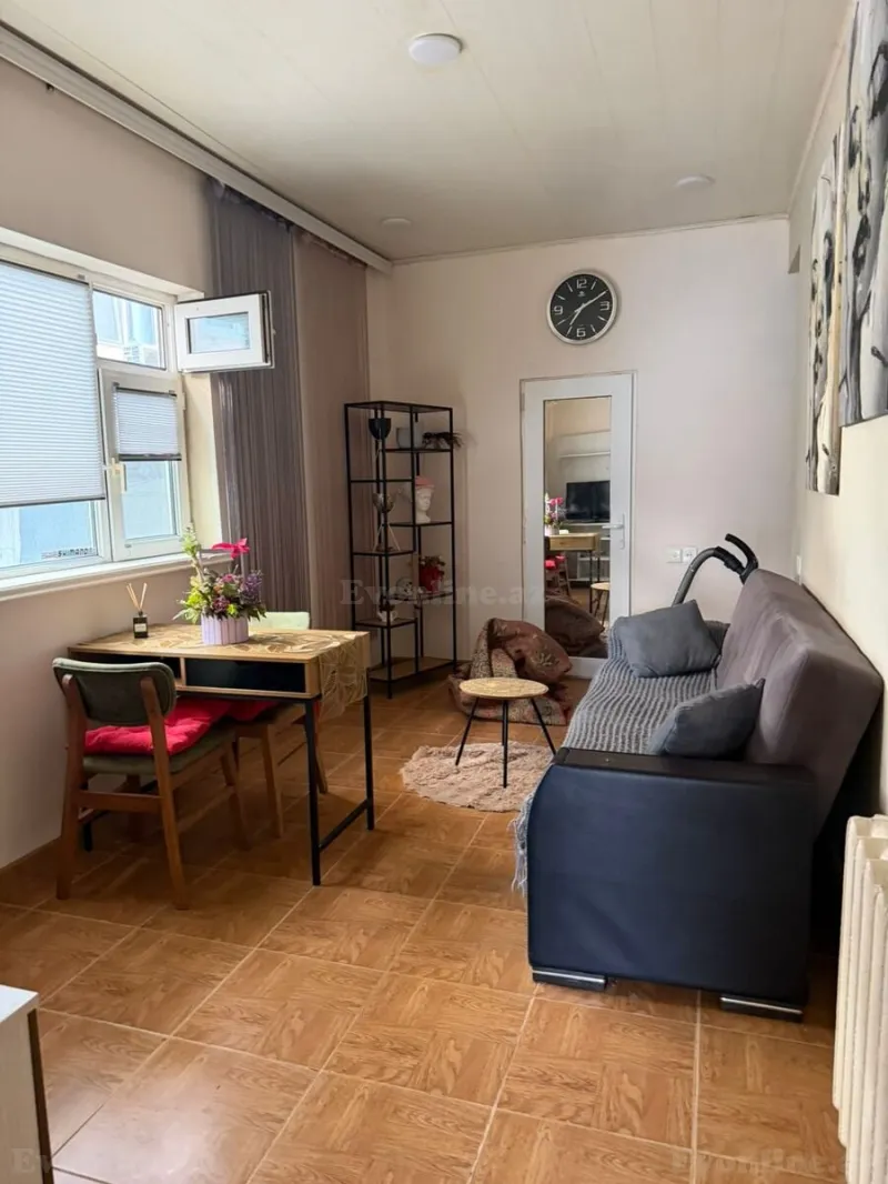 Kirayə verilir 2 otaqlı Mənzil Köhnə tikili 55 m² Bayıl - şəkil 2