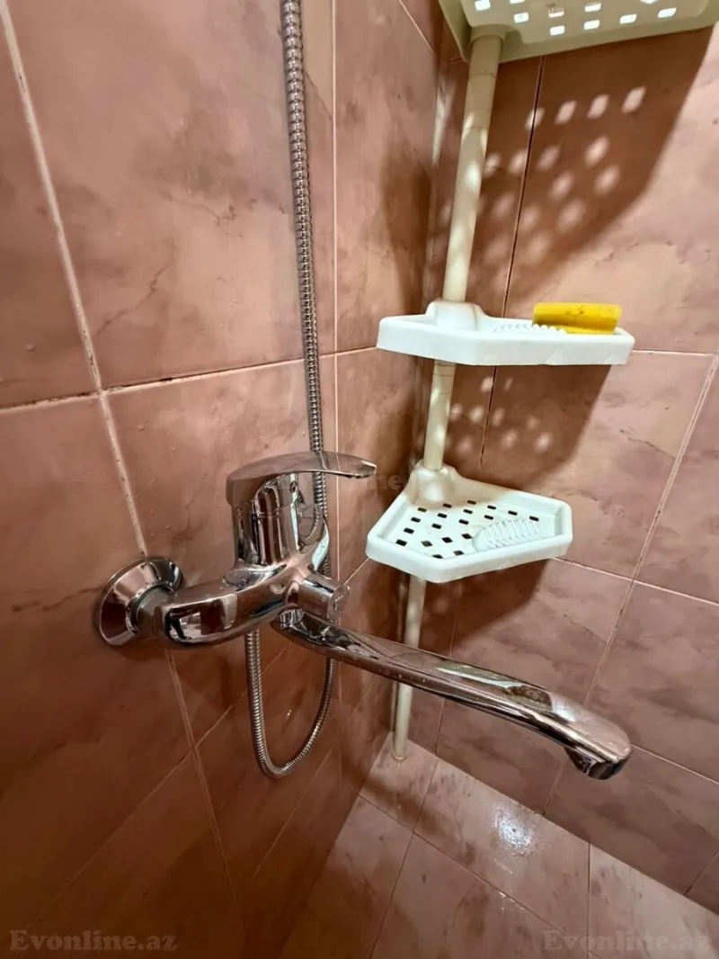 Kirayə verilir 2 otaqlı Mənzil Köhnə tikili 55 m² Bayıl - şəkil 9