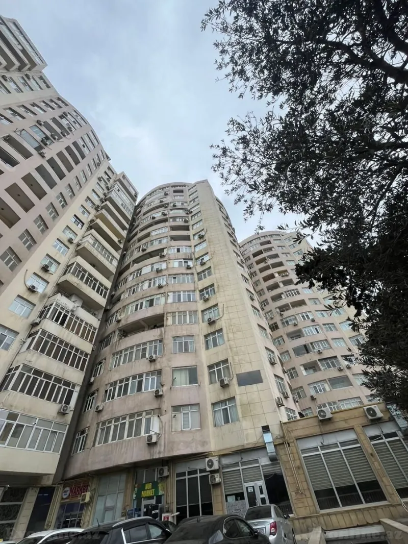 Satılır 3 otaqlı Mənzil Yeni tikili 110 m² Həzi Aslanov m.