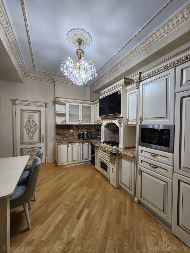 Satılır 3 otaqlı Mənzil Yeni tikili 166 m² Nizami m. - şəkil 8