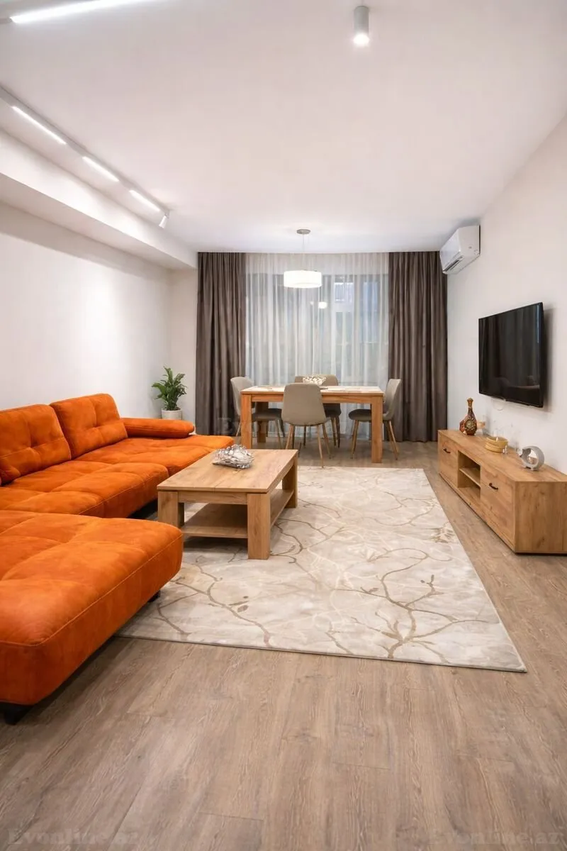 Kirayə verilir 3 otaqlı Mənzil Köhnə tikili 84 m² Səbail r.