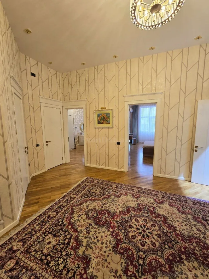 Kirayə verilir 3 otaqlı Mənzil Yeni tikili 130 m² Nəriman Nərimanov m. - şəkil 7