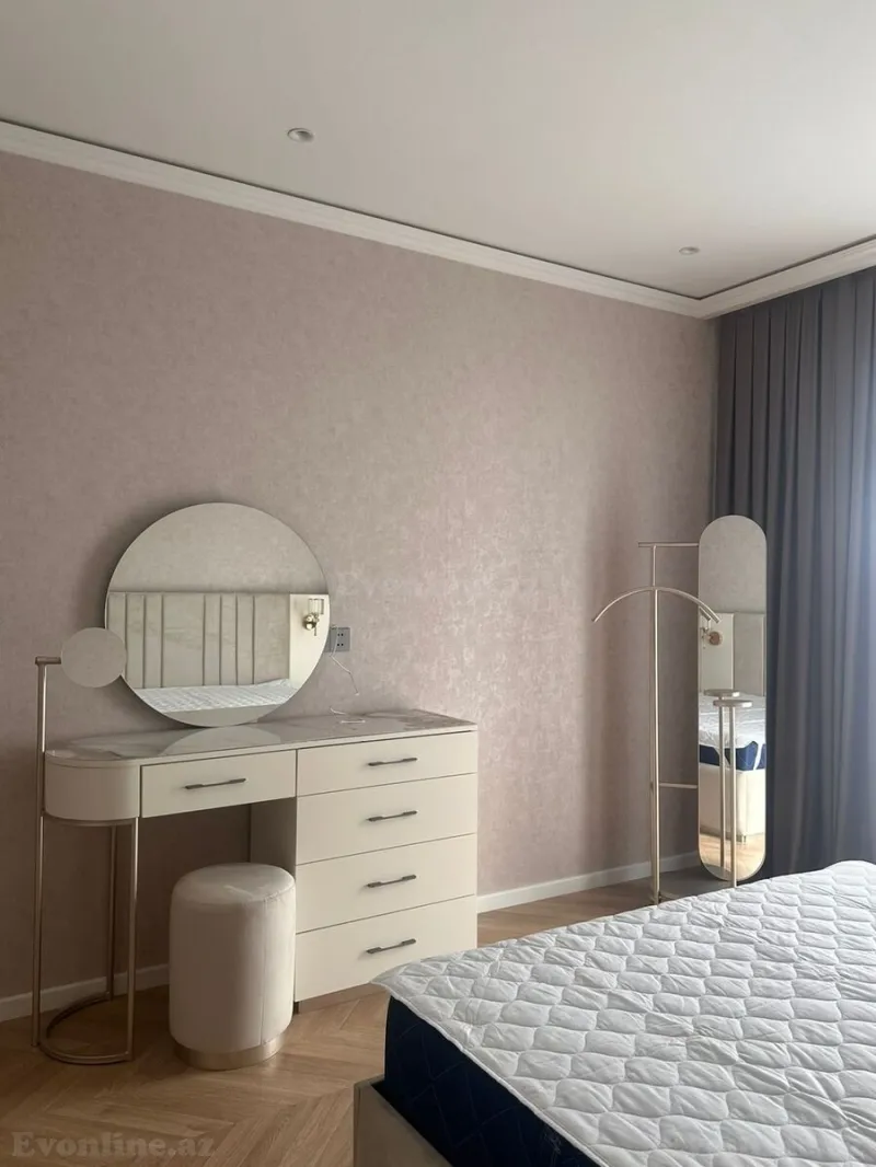 Kirayə verilir 3 otaqlı Mənzil Yeni tikili 150 m² 8 Noyabr m. - şəkil 6