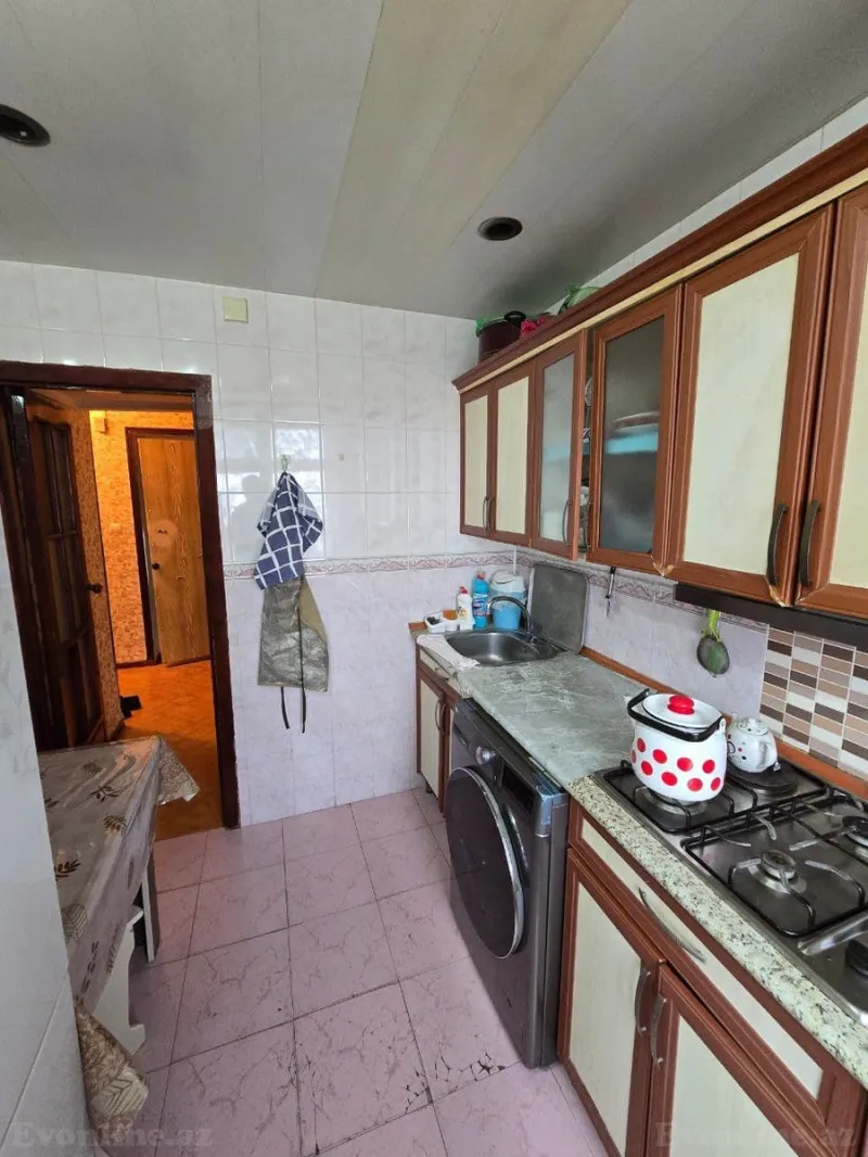 Satılır 4 otaqlı Mənzil Köhnə tikili 85 m² Həzi Aslanov m. - şəkil 13