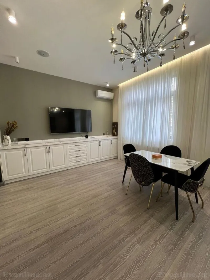 Kirayə verilir 3 otaqlı Mənzil Yeni tikili 100 m² Sahil m. - şəkil 2