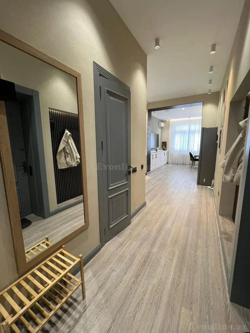 Kirayə verilir 3 otaqlı Mənzil Yeni tikili 100 m² Sahil m. - şəkil 3