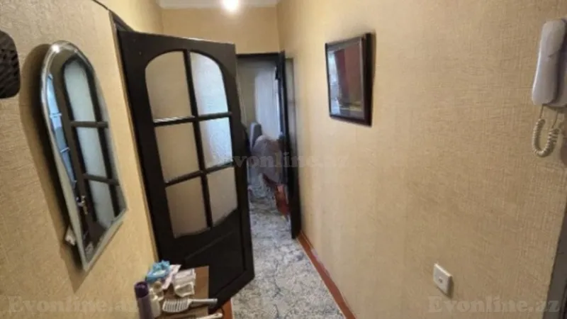 Satılır 2 otaqlı Mənzil Köhnə tikili 55 m² Xalqlar Dostluğu m. - şəkil 5