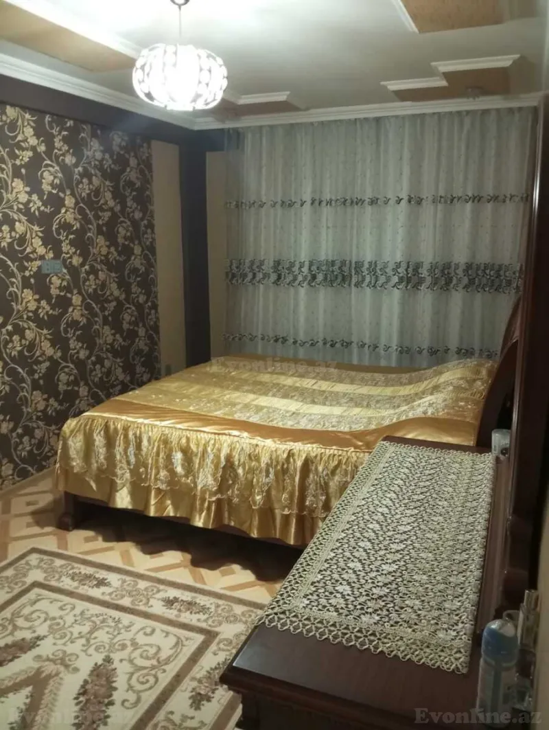 Satılır 2 otaqlı Mənzil Köhnə tikili 70 m² Sabunçu r. - şəkil 2