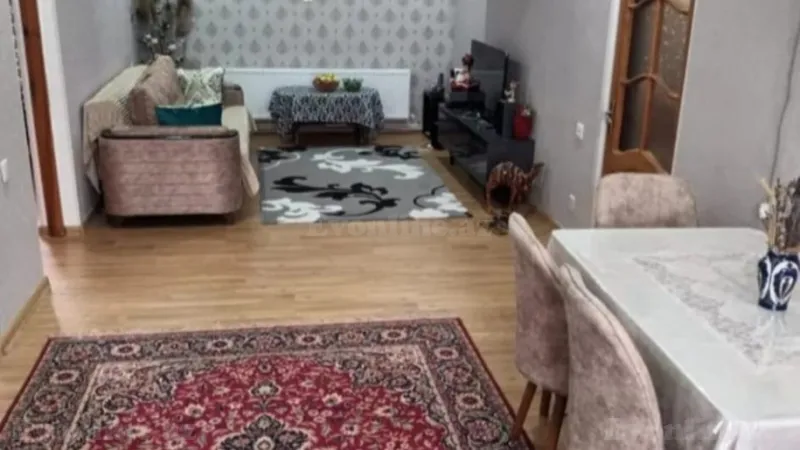 Satılır 3 otaqlı Mənzil Köhnə tikili 70 m² Yasamal - şəkil 2