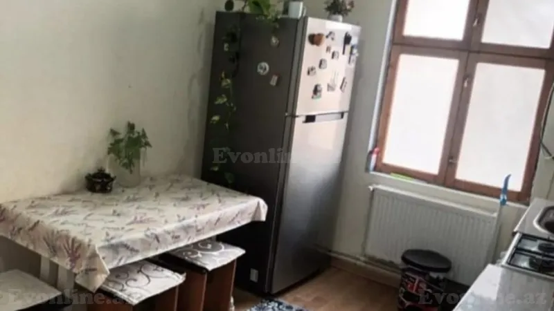 Satılır 3 otaqlı Mənzil Köhnə tikili 70 m² Yasamal - şəkil 8