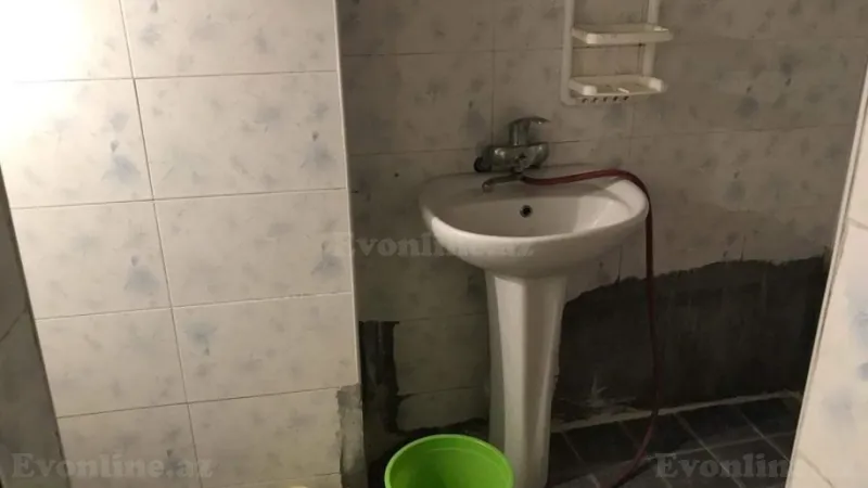 Satılır 2 otaqlı Mənzil Köhnə tikili 68 m² Elmlər Akademiyası m. - şəkil 20