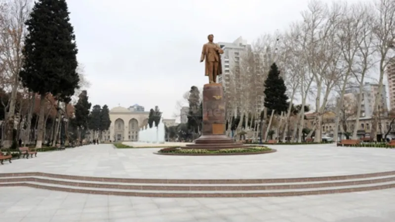 Satılır 4 otaqlı Mənzil Köhnə tikili 110 m² 28 May m. - şəkil 2