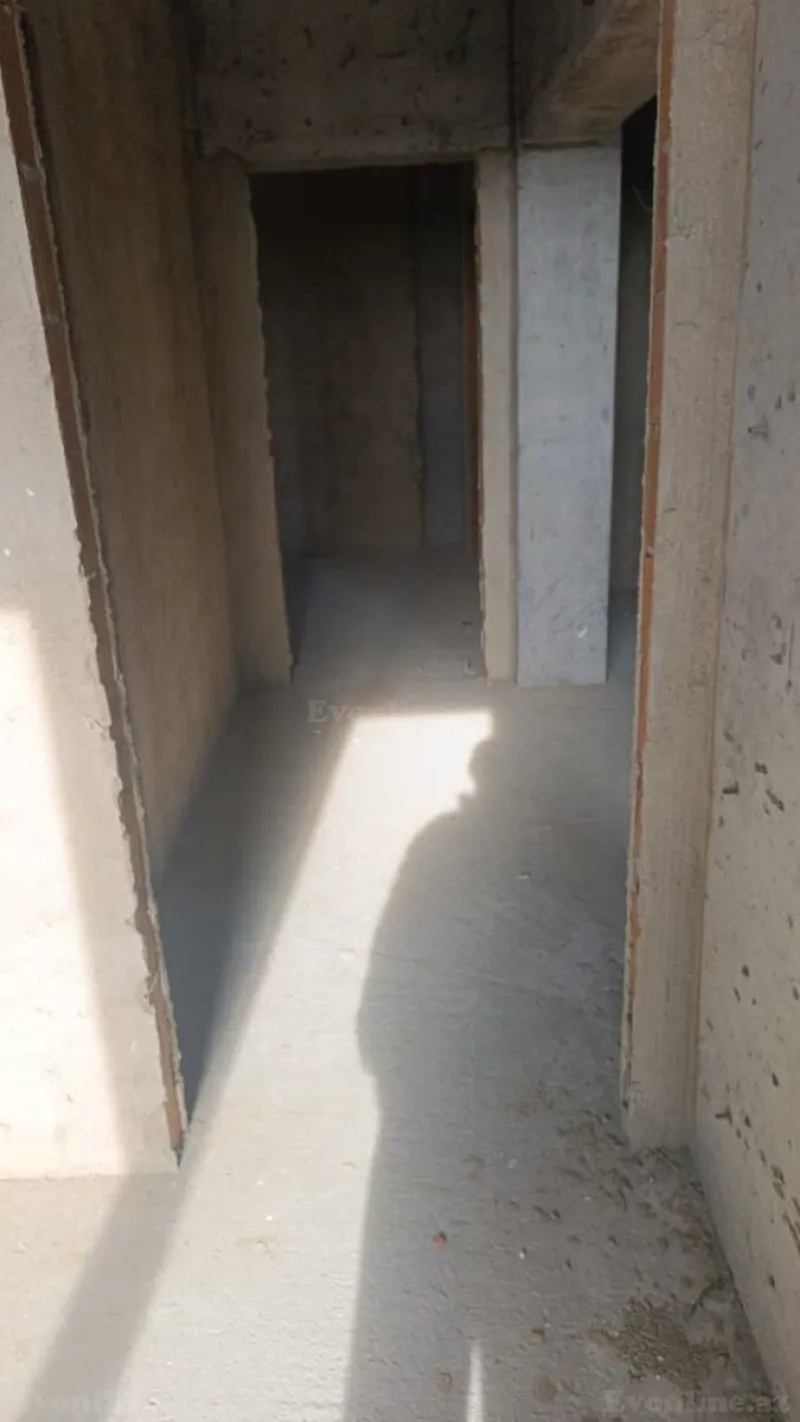 Satılır 3 otaqlı Mənzil Yeni tikili 110 m² Qara Qarayev m. - şəkil 6