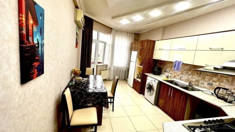 Satılır 3 otaqlı Mənzil Yeni tikili 145 m² Gənclik m. - şəkil 6
