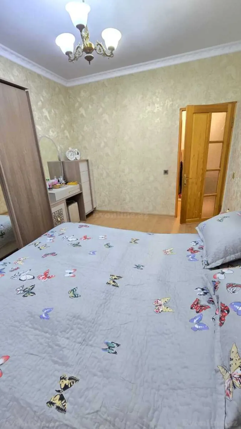 Satılır 3 otaqlı Mənzil Köhnə tikili 80 m² Yeni Yasamal - şəkil 13