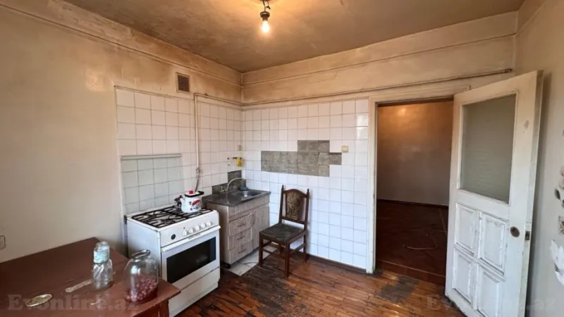 Satılır 4 otaqlı Mənzil Köhnə tikili 120 m² Xətai m. - şəkil 6