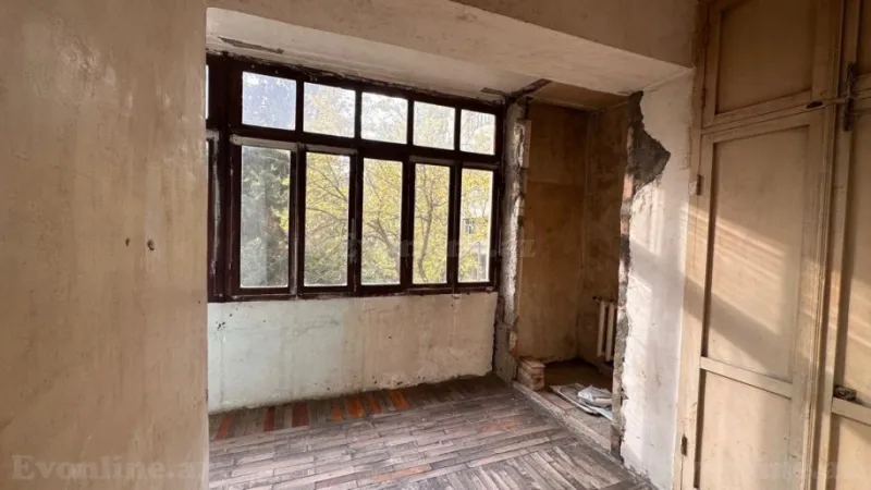 Satılır 4 otaqlı Mənzil Köhnə tikili 120 m² Xətai m. - şəkil 11