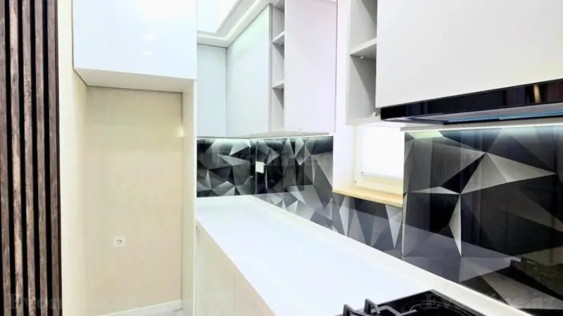 Satılır 2 otaqlı Mənzil Köhnə tikili 51 m² 9-cu mikrorayon - şəkil 6