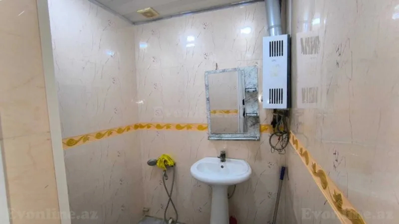 Kirayə verilir 2 otaqlı Mənzil Köhnə tikili 60 m² Xətai r. - şəkil 16