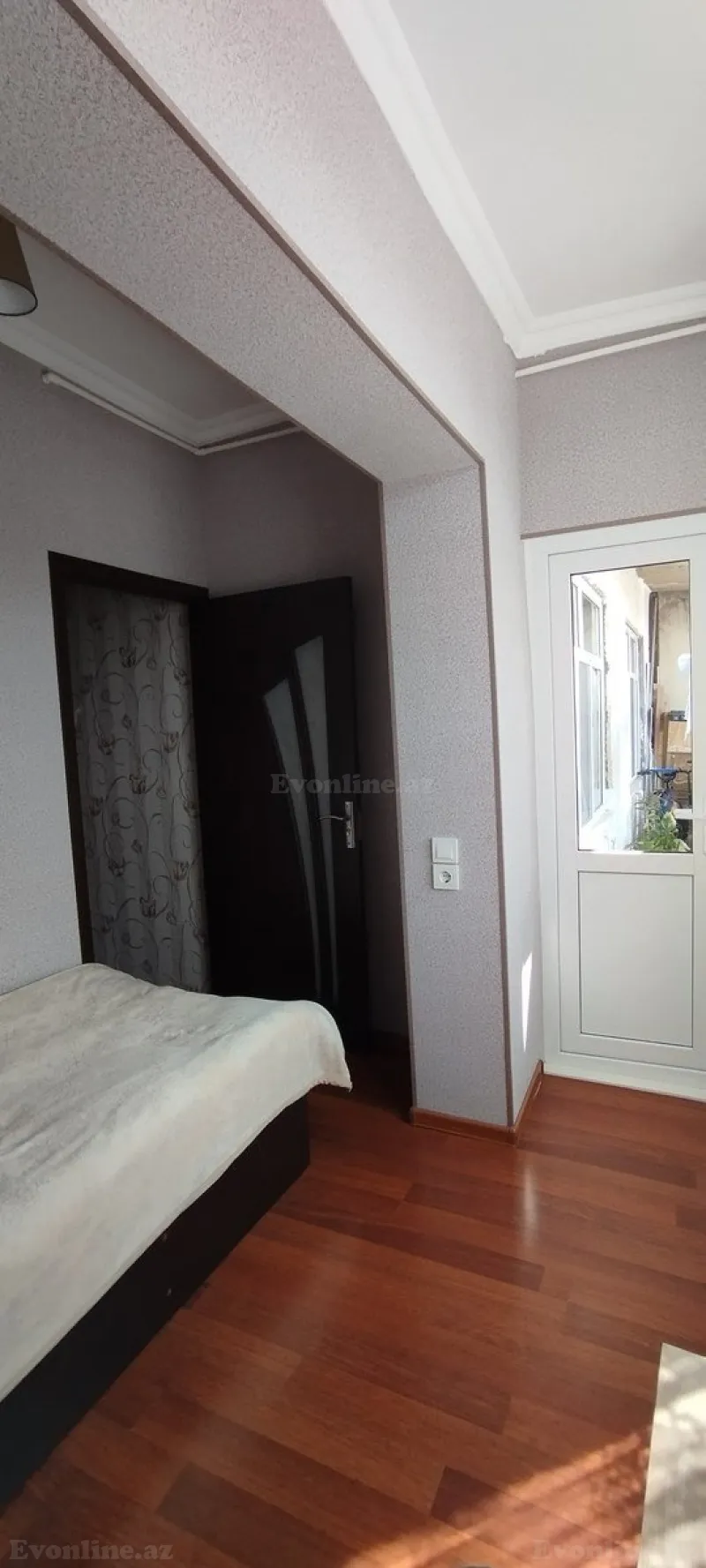 Satılır 2 otaqlı Mənzil Köhnə tikili 65 m² Xalqlar Dostluğu m. - şəkil 9