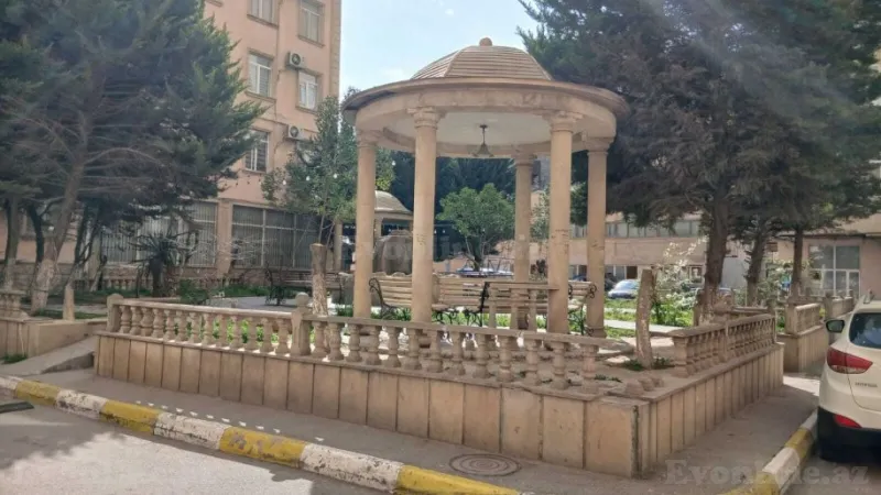 Satılır 4 otaqlı Mənzil Yeni tikili 182 m² Elmlər Akademiyası m. - şəkil 12