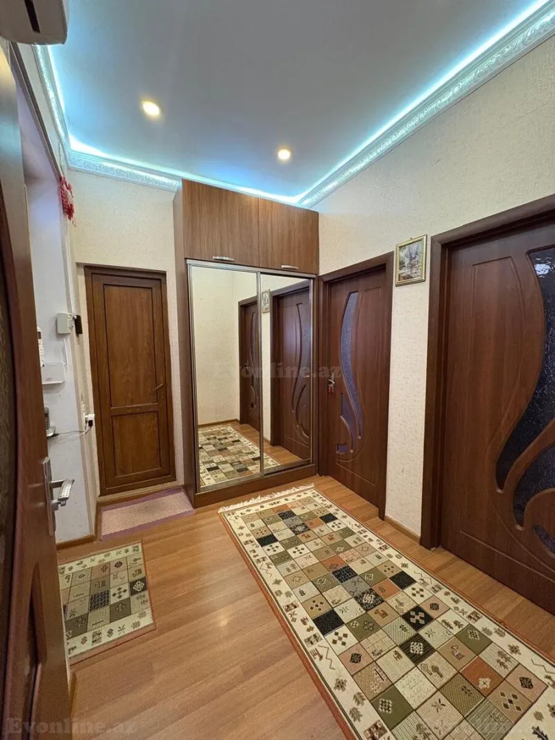 Satılır 2 otaqlı Mənzil Köhnə tikili 55 m² Nəsimi r.