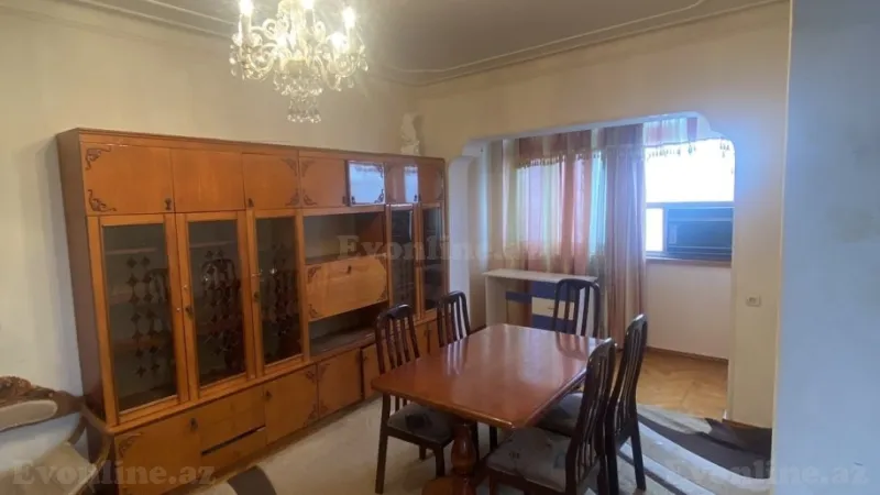 Satılır 2 otaqlı Mənzil Köhnə tikili 65 m² 6-cı mikrorayon - şəkil 2