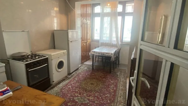 Satılır 2 otaqlı Mənzil Köhnə tikili 65 m² 6-cı mikrorayon - şəkil 8