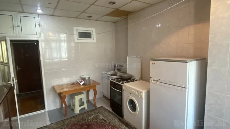 Satılır 2 otaqlı Mənzil Köhnə tikili 65 m² 6-cı mikrorayon - şəkil 9