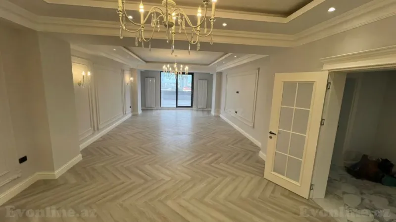 Satılır 4 otaqlı Mənzil Yeni tikili 211 m² Elmlər Akademiyası m.