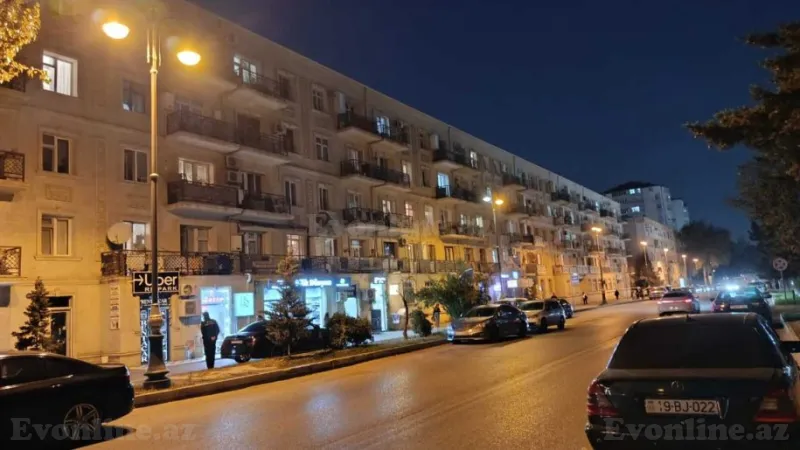 Satılır 3 otaqlı Mənzil Köhnə tikili 75 m² Sabunçu r.