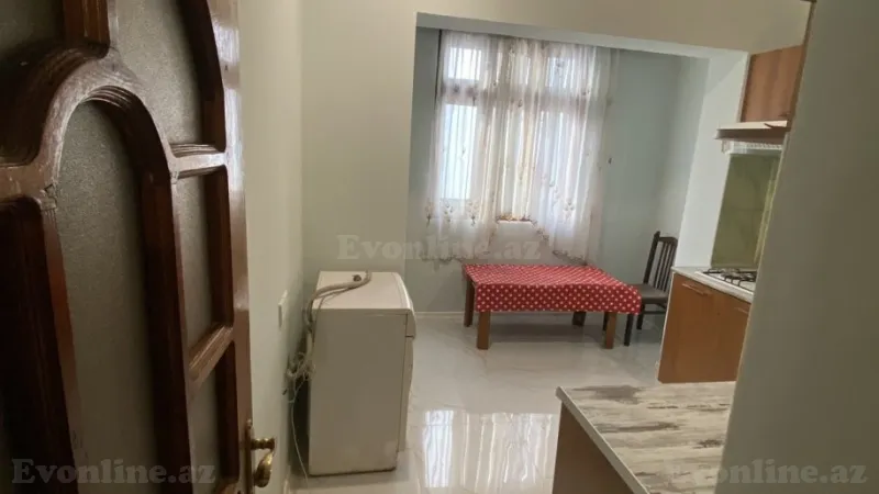 Satılır 2 otaqlı Mənzil Köhnə tikili 70 m² Yasamal - şəkil 8