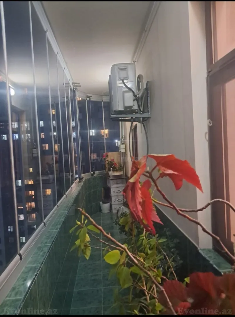 Satılır 4 otaqlı Mənzil Yeni tikili 140 m² Həzi Aslanov m. - şəkil 21