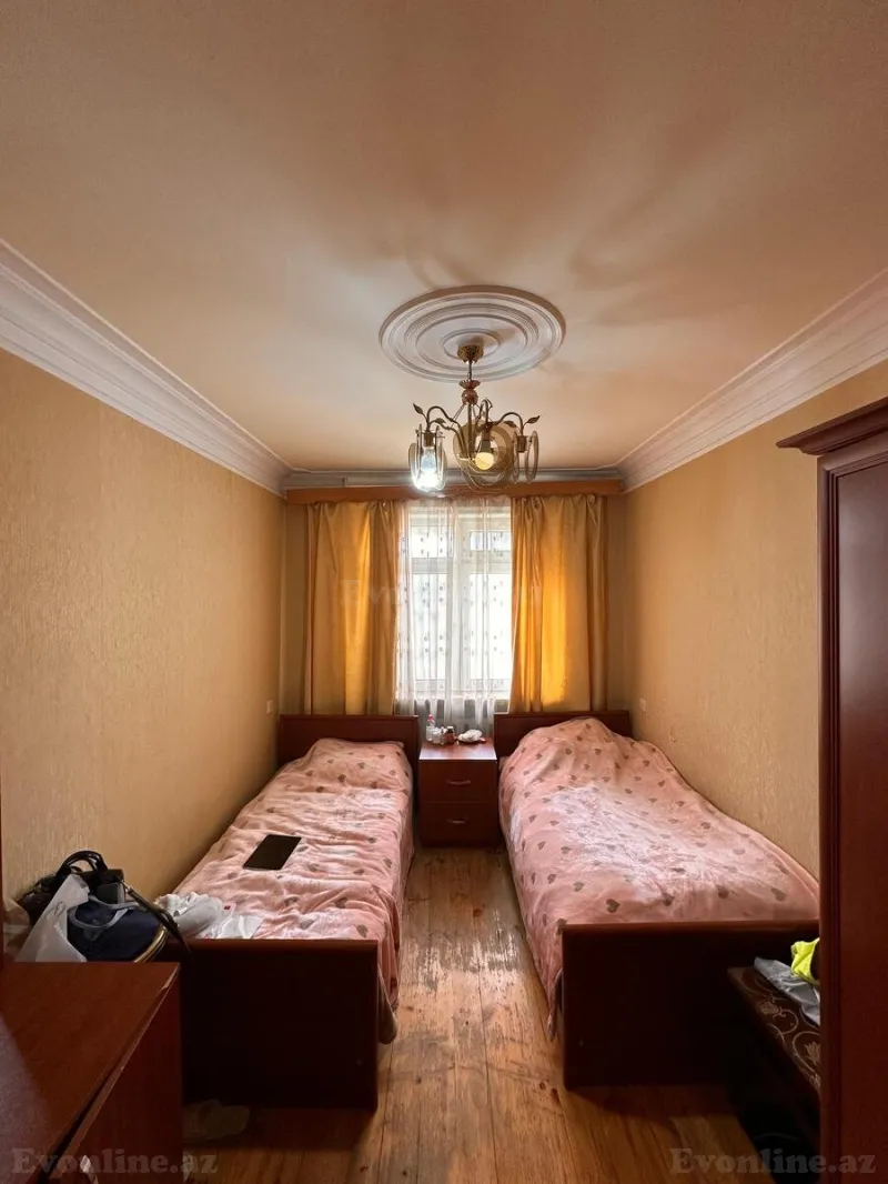 Satılır 5 otaqlı Mənzil Köhnə tikili 100 m² Badamdar - şəkil 9