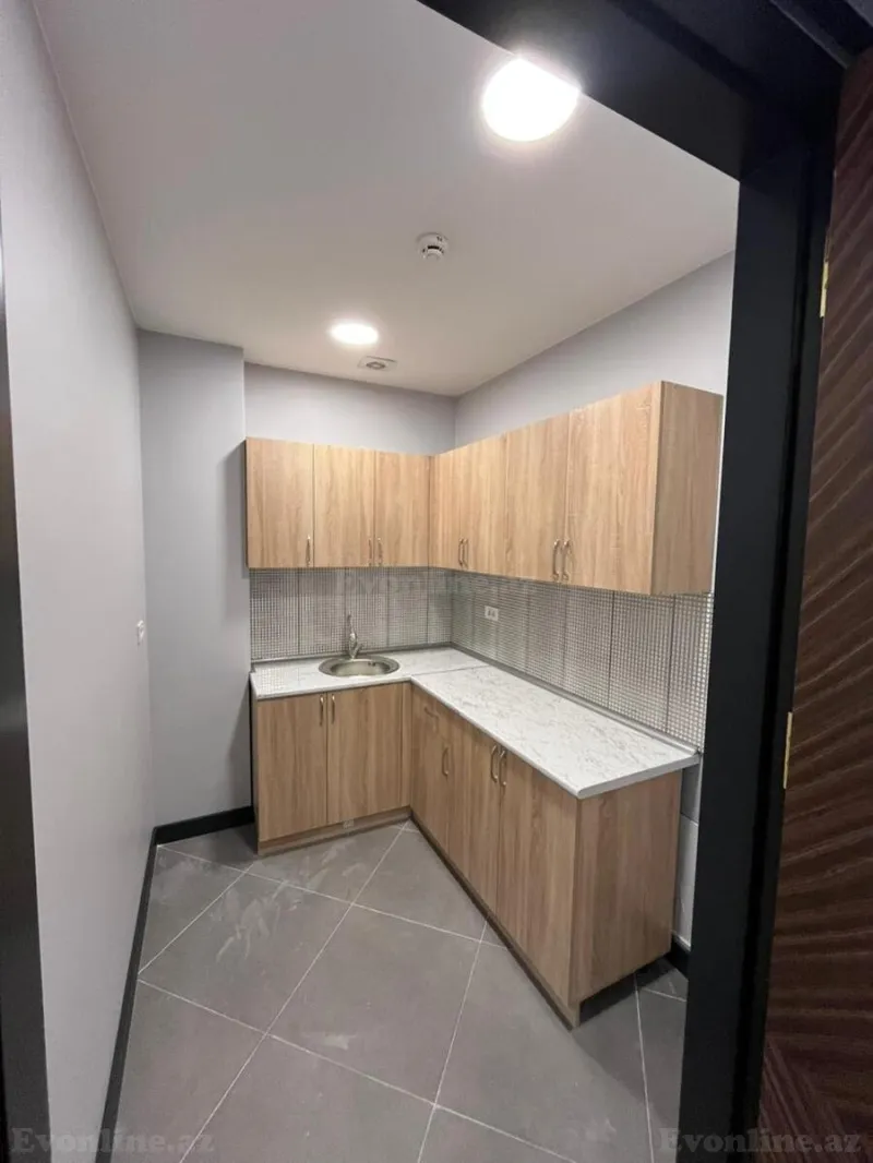 Kirayə verilir Ofis 78 m² Dərnəgül m. - şəkil 3