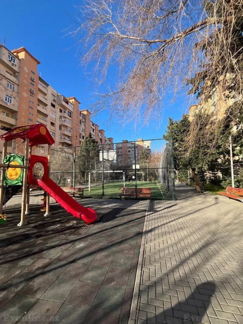 Satılır 2 otaqlı Mənzil Köhnə tikili 66 m² Massiv V - şəkil 10