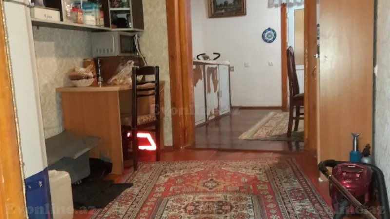 Satılır 3 otaqlı Mənzil Köhnə tikili 78 m² Gəncə - şəkil 3