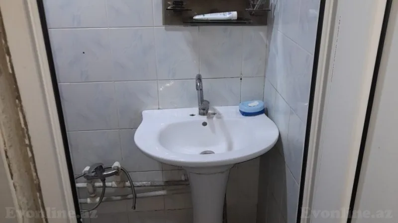 Satılır 3 otaqlı Mənzil Köhnə tikili 78 m² Gəncə - şəkil 6