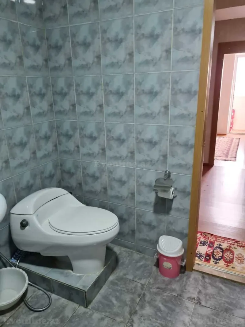 Satılır 2 otaqlı Mənzil Köhnə tikili 65 m² 8-ci mikrorayon - şəkil 9