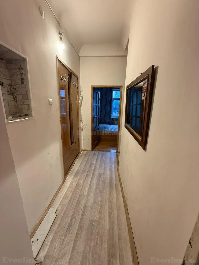 Satılır 2 otaqlı Mənzil Köhnə tikili 38 m² Neftçilər m. - şəkil 2