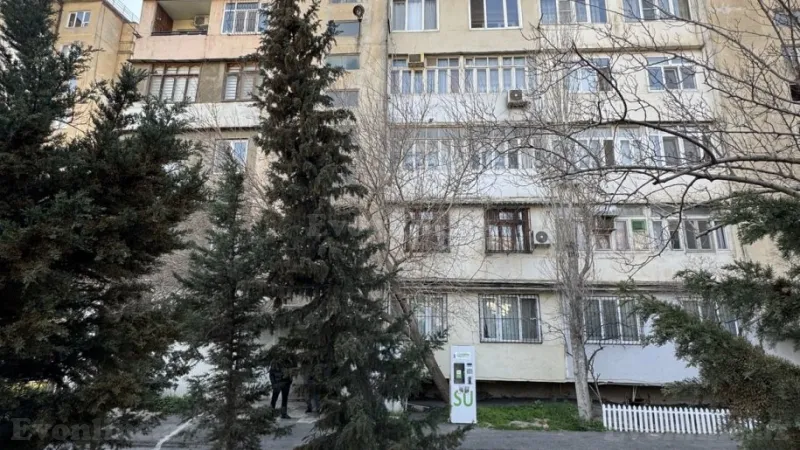 Satılır 3 otaqlı Mənzil Köhnə tikili 73 m² Əhmədli