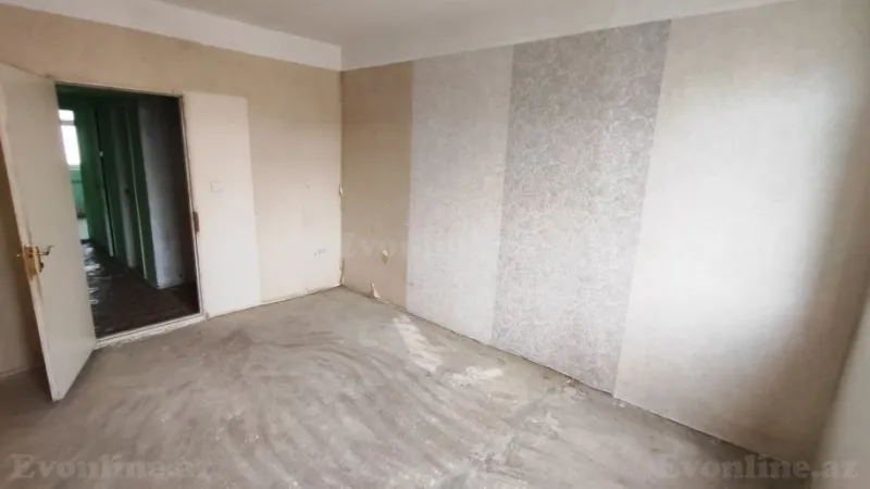 Satılır 4 otaqlı Mənzil Köhnə tikili 81 m² Lökbatan - şəkil 2