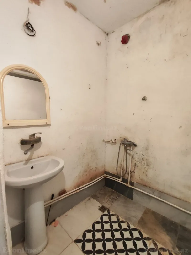 Satılır 4 otaqlı Mənzil Köhnə tikili 81 m² Lökbatan - şəkil 15