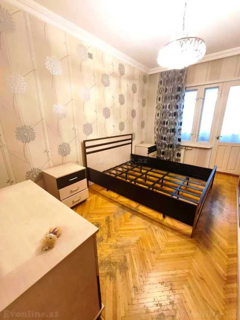 Kirayə verilir 4 otaqlı Mənzil Köhnə tikili 85 m² 8-ci mikrorayon - şəkil 6