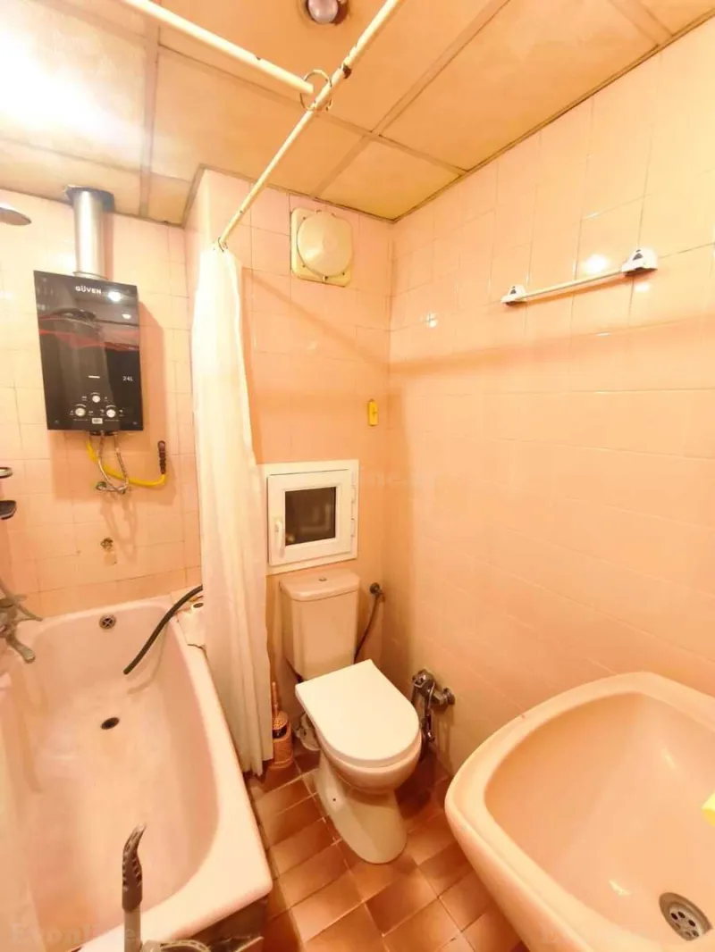 Kirayə verilir 4 otaqlı Mənzil Köhnə tikili 85 m² 8-ci mikrorayon - şəkil 14