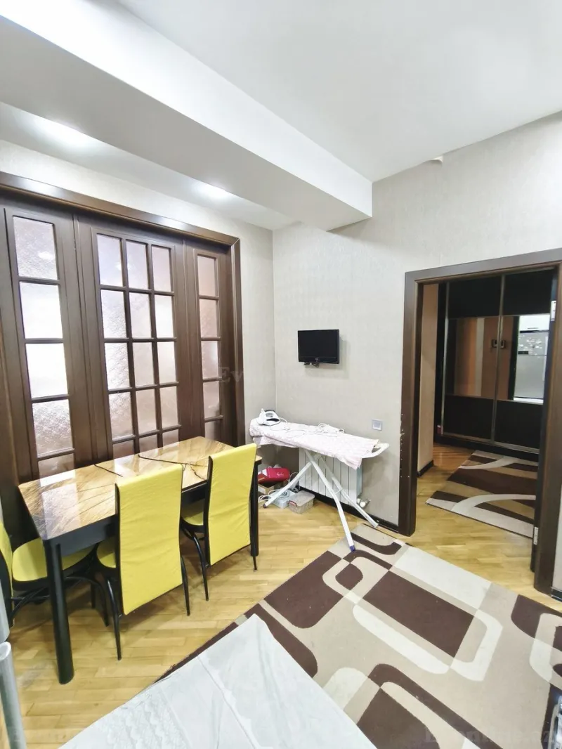 Satılır 2 otaqlı Mənzil Yeni tikili 75 m² 7-ci mikrorayon - şəkil 6