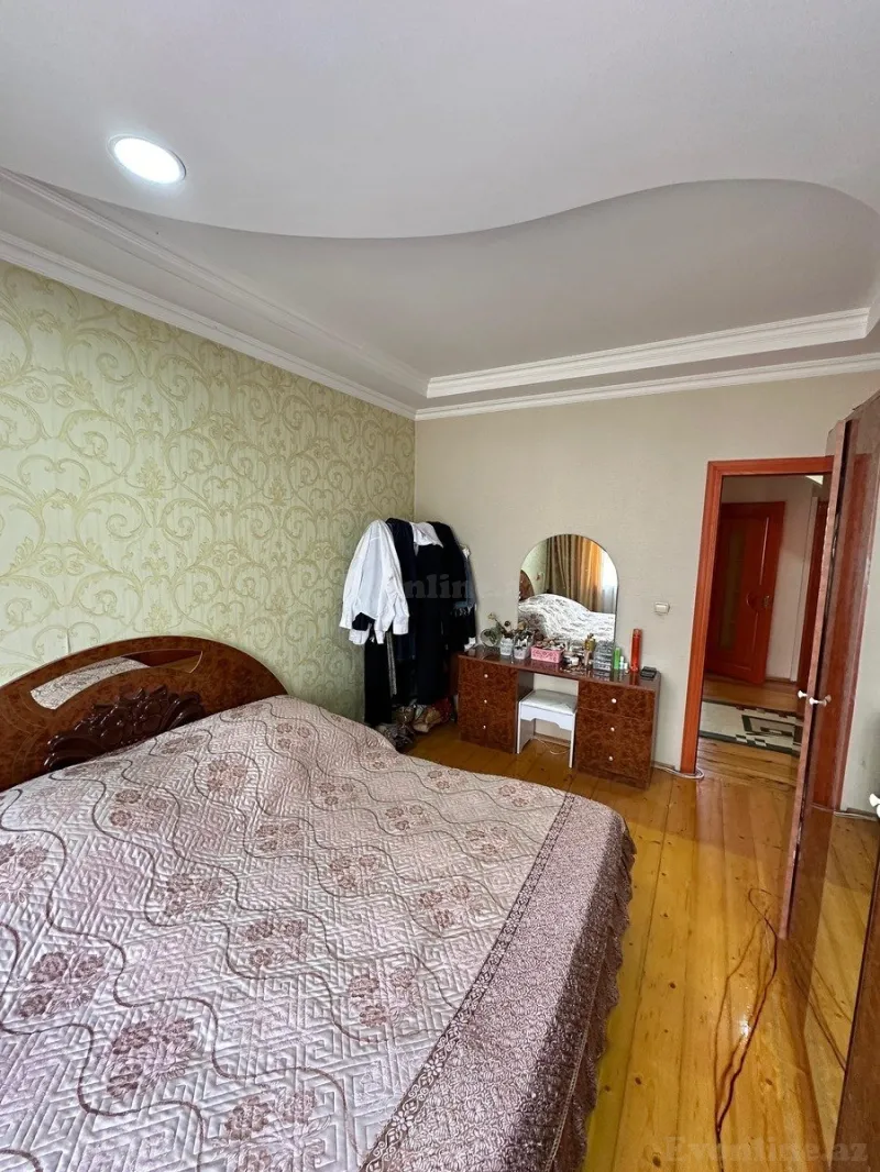 Satılır 3 otaqlı Mənzil Köhnə tikili 78 m² Suraxanı r. - şəkil 4