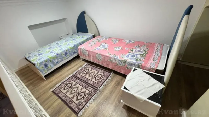 Kirayə verilir 2 otaqlı Mənzil Köhnə tikili 80 m² Sahil m. - şəkil 2