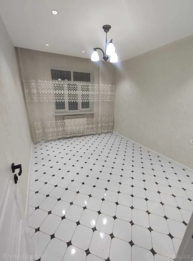 Kirayə verilir 3 otaqlı Mənzil Köhnə tikili 65 m² Koroğlu m. - şəkil 2