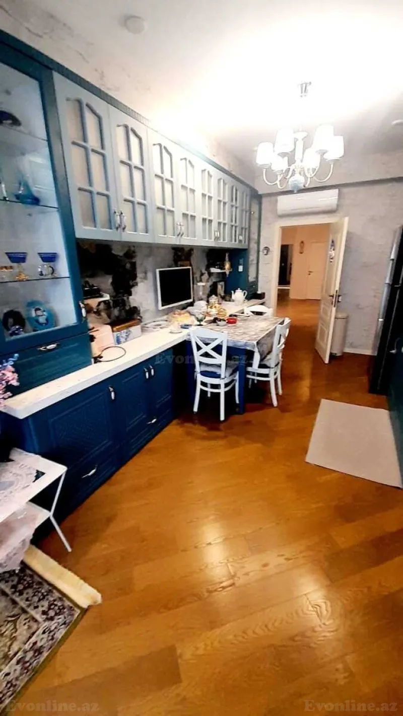 4 otaqlı Mənzil 171 m² Sumqayıt Satılır